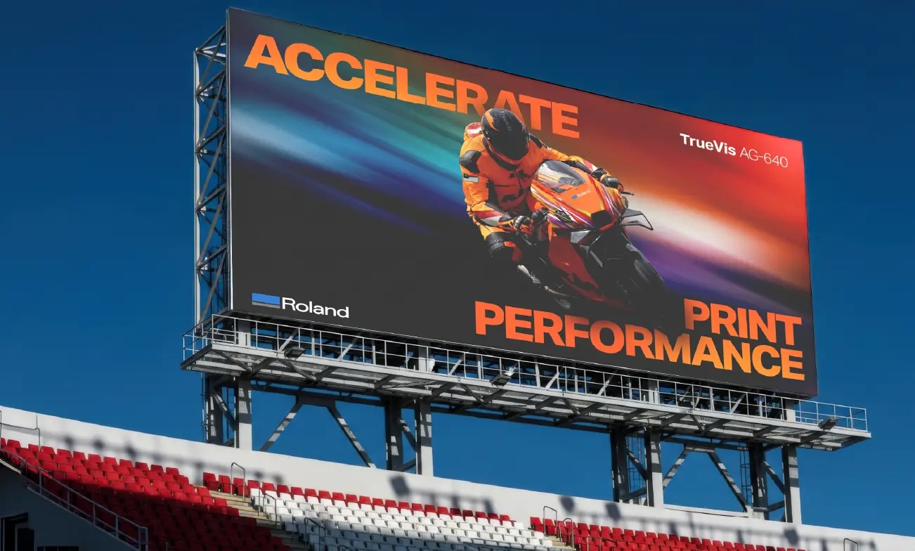 Roland AG-640 application signage